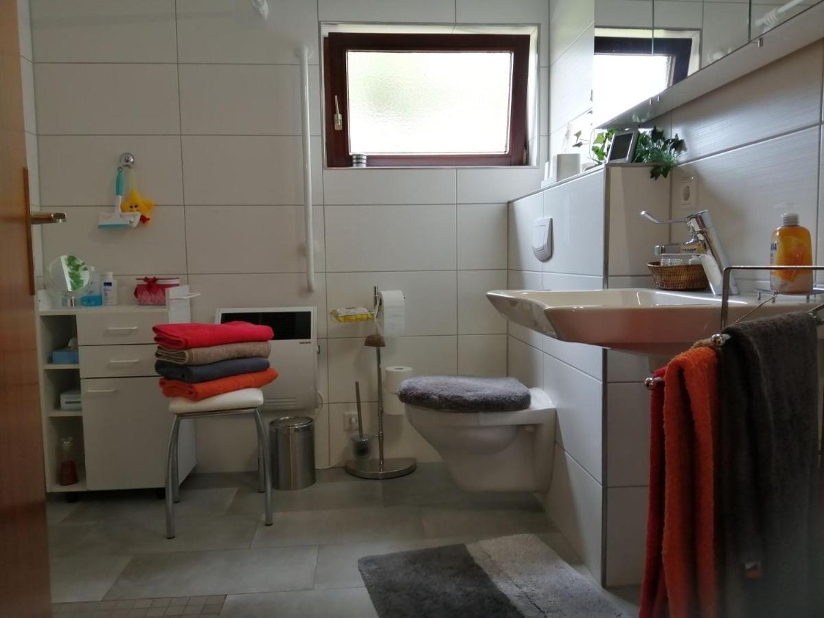 Sunny Flat In Bad Driburg With Garden Leilighet Eksteriør bilde
